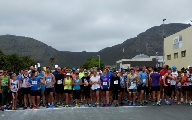 Gansbaai Dangerpoint Halfmarathon 1 Gansbaai Dangerpoint Halfmarathon 1